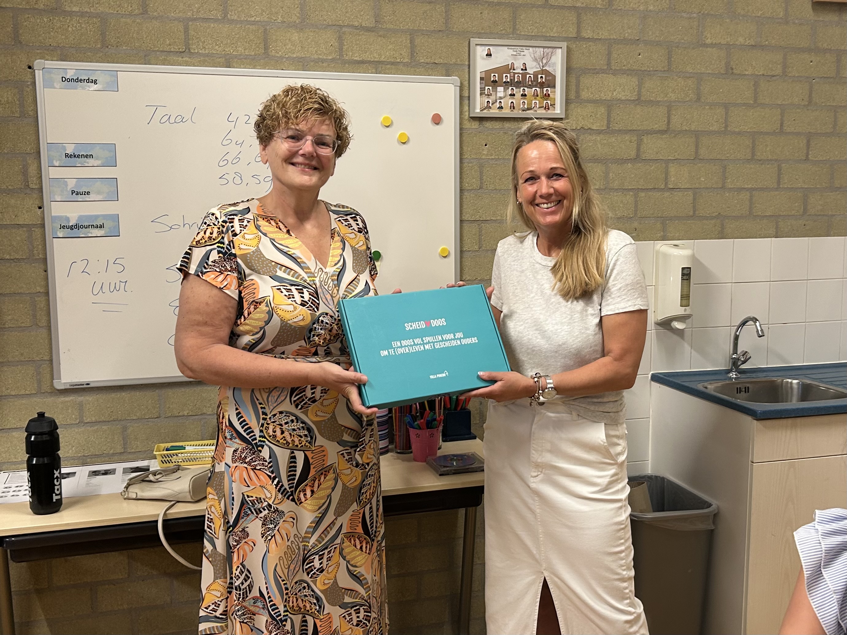 Overhandiging scheiddoos aan Feiko Clock