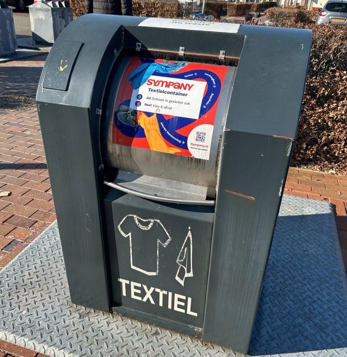 Nieuwe textiel- en glascontainers