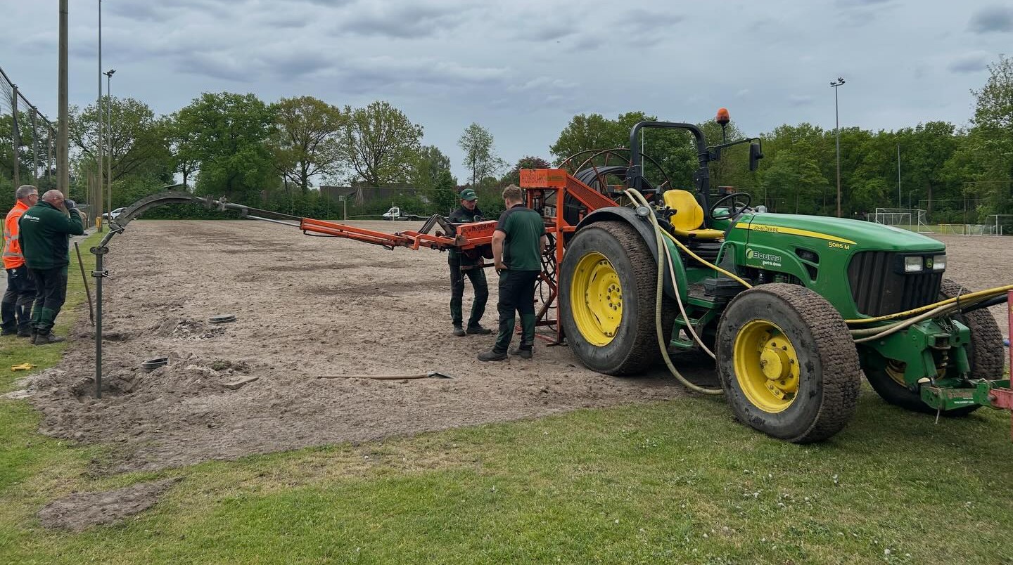 Veldrenovatie VV Pekela